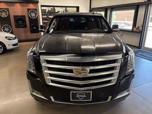 Used 2016 Cadillac Escalade ESV Premium AWD/4WD image 15