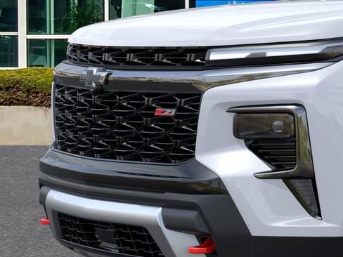 New 2026 Chevrolet Traverse Z71 w/ Driver Confidence Package image 13