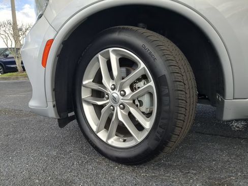 Used 2024 Dodge Durango GT AWD/4WD image 38