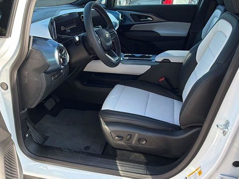 New 2026 Chevrolet Equinox EV LT FWD image 15