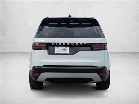 New 2026 Land Rover Discovery Limited Edition image 8