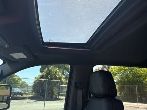 Used 2022 GMC Sierra 2500 AT4 w/ AT4 Premium Plus Package image 17