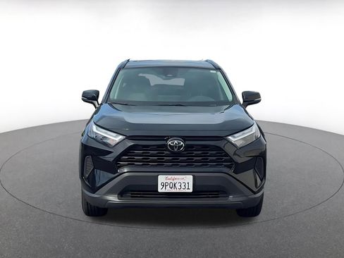 Used 2025 Toyota RAV4 XLE w/ Convenience Package image 4