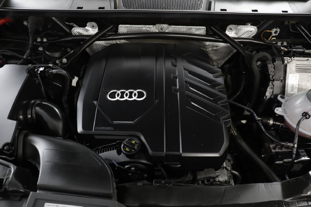Used 2023 Audi Q5 2.0T Premium w/ Convenience Package AWD/4WD image 22