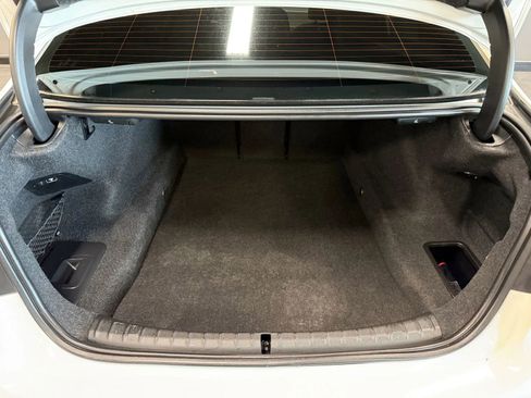 Used 2017 BMW 530i xDrive image 18