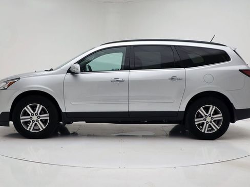 Used 2017 Chevrolet Traverse LT image 5