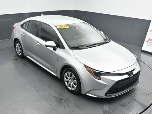 Used 2023 Toyota Corolla LE image 24