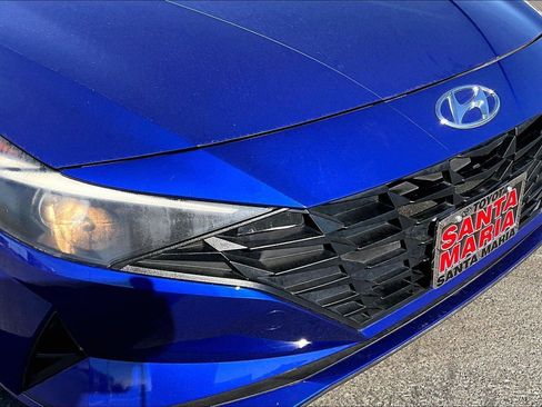 Used 2023 Hyundai Elantra Blue image 27