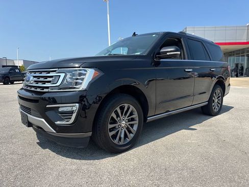 Used 2020 Ford Expedition Limited AWD/4WD image 2