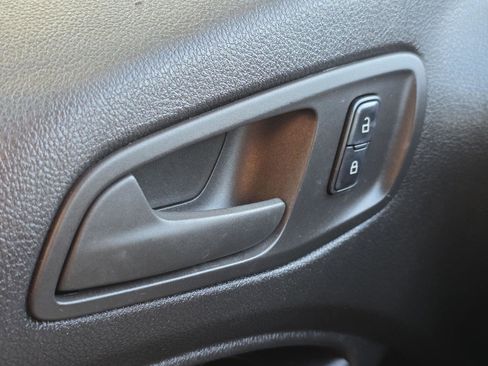 Used 2017 Ford Transit Connect XL image 10