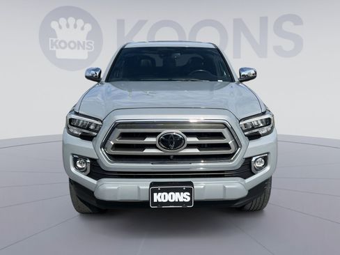 Used 2021 Toyota Tacoma Limited AWD/4WD image 11