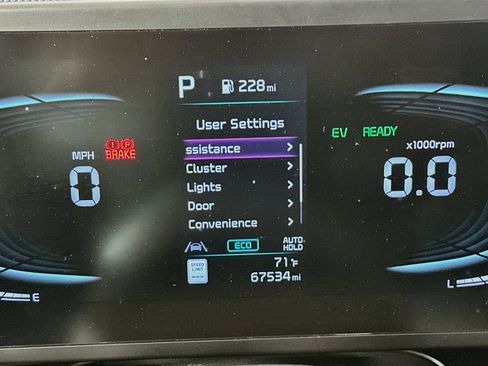 Used 2023 Kia Niro LX FWD image 19