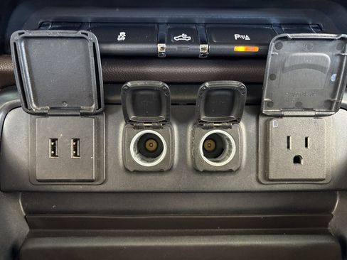 Used 2016 GMC Sierra 1500 SLT w/ Texas SLT Premium Package image 42