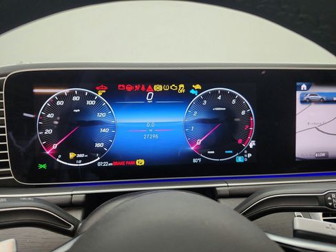 Used 2024 Mercedes-Benz GLE 350 4MATIC image 12
