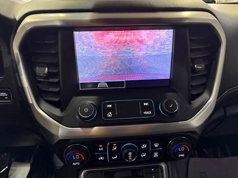 Used 2021 GMC Acadia SLE w/ Driver Convenience Package FWD image 20