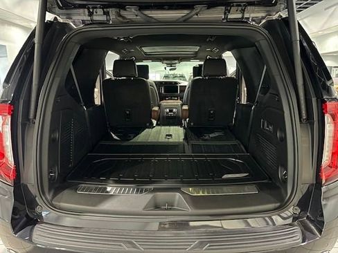 Certified 2024 GMC Yukon Denali Ultimate image 16