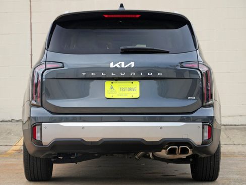 Used 2023 Kia Telluride EX AWD/4WD image 10