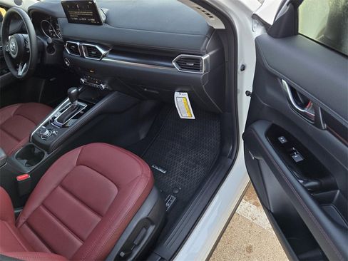 New 2025 MAZDA CX-5 Carbon Edition image 5