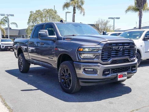 New 2026 RAM 2500 Big Horn AWD/4WD image 3