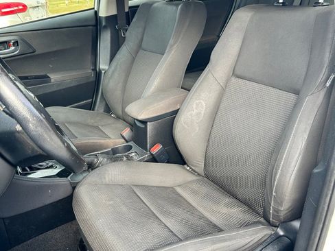 Used 2018 Toyota Corolla iM image 7