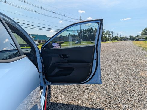 Used 2019 Hyundai Veloster N N FWD image 10