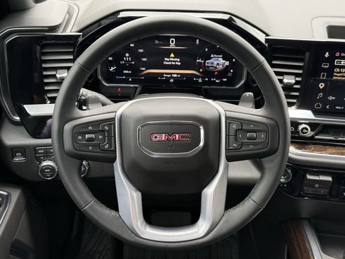 Certified 2026 GMC Sierra 1500 Elevation AWD/4WD image 16