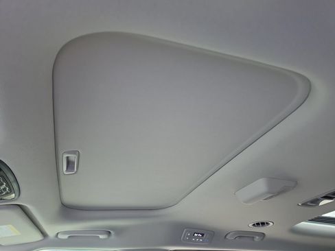 New 2026 Kia Carnival SX w/ SX Dark Edition Package FWD image 24