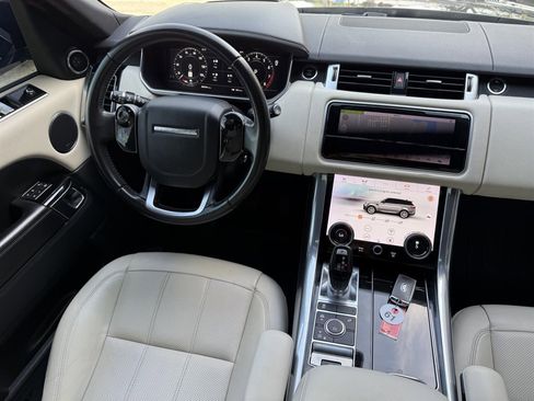 Used 2019 Land Rover Range Rover Sport HSE image 18