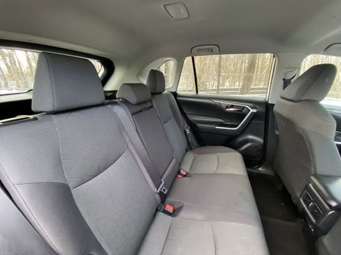 Used 2024 Toyota RAV4 XLE image 29