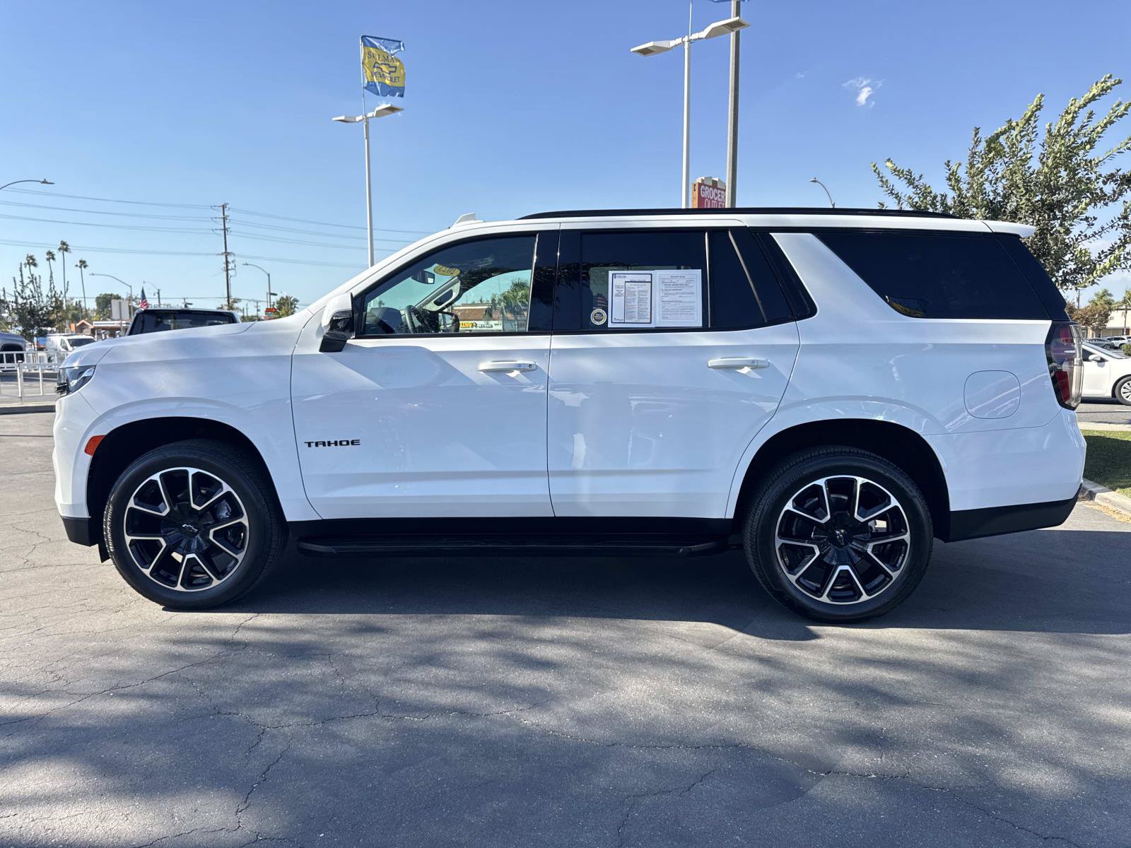Used 2023 Chevrolet Tahoe RST w/ Luxury Package RWD image 8