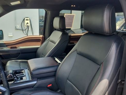 Used 2023 Ford F150 Lariat AWD/4WD image 12