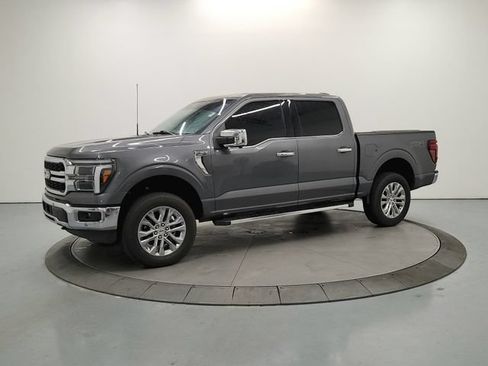 Used 2025 Ford F150 Lariat w/ Equipment Group 501A Mid AWD/4WD image 5