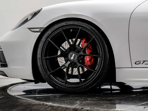 Used 2019 Porsche 718 Cayman GTS RWD image 90