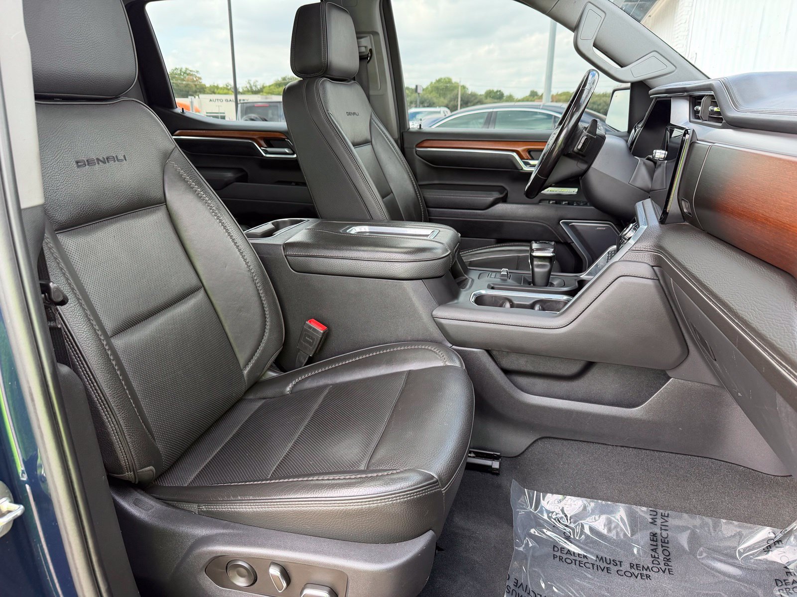 Used 2022 GMC Sierra 1500 Denali AWD/4WD image 36