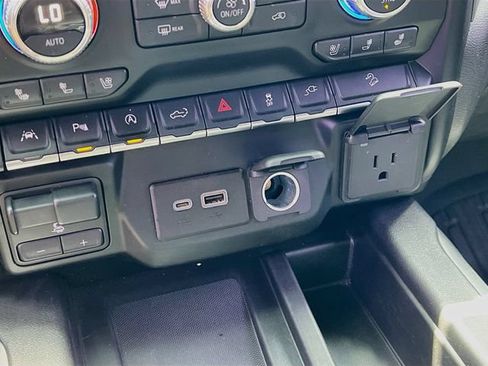 Used 2019 GMC Sierra 1500 AT4 w/ AT4 Premium Package AWD/4WD image 21