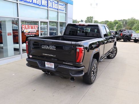 Used 2024 GMC Sierra 2500 Denali Ultimate AWD/4WD image 53