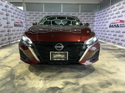 Used 2025 Nissan Altima 2.5 SV image 3