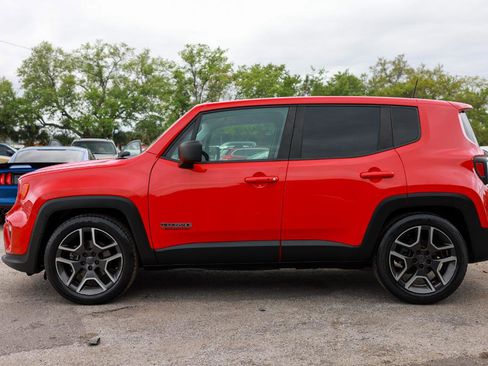 Used 2020 Jeep Renegade Sport image 3