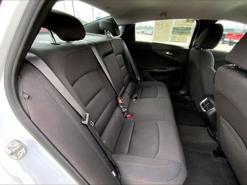Used 2023 Chevrolet Malibu LT FWD image 19
