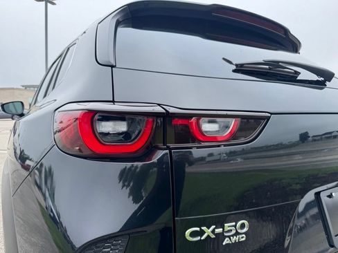 Used 2025 MAZDA CX-50 AWD 2.5 S w/ Preferred Package image 13