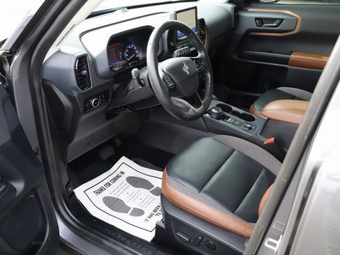 Used 2023 Ford Bronco Sport Outer Banks w/ Tech Package image 12