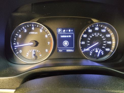Used 2018 Hyundai Elantra Value Edition FWD image 23