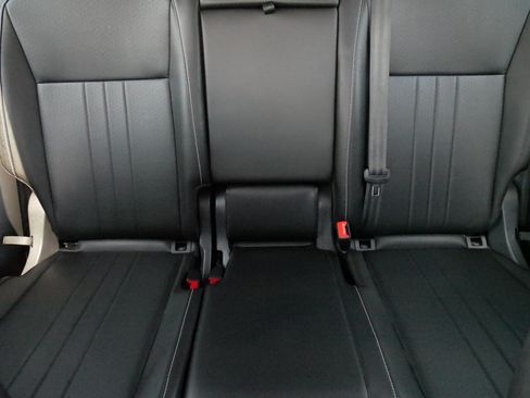 Certified 2023 Volkswagen Tiguan SE FWD image 13