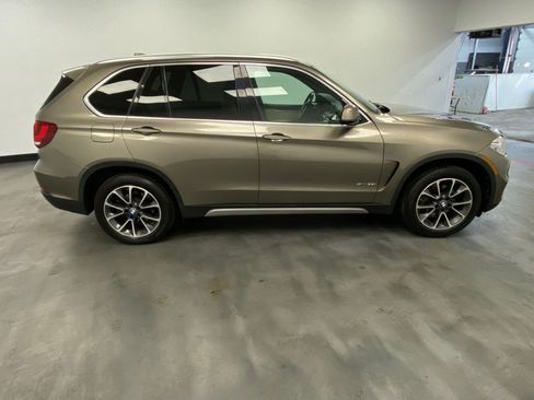 Used 2017 BMW X5 xDrive35i AWD/4WD image 7