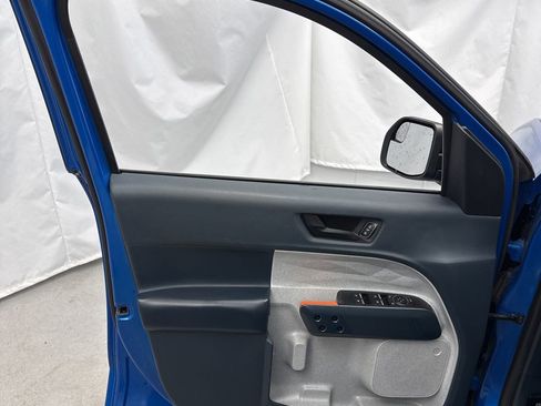 Certified 2022 Ford Maverick XLT w/ Equipment Group 300A Standard image 12