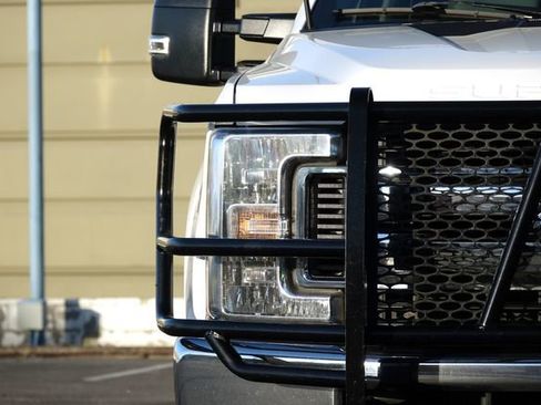 Used 2019 Ford F350 XL w/ STX Appearance Package image 5