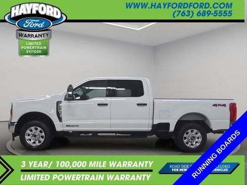 Used 2024 Ford F250 XLT image 3