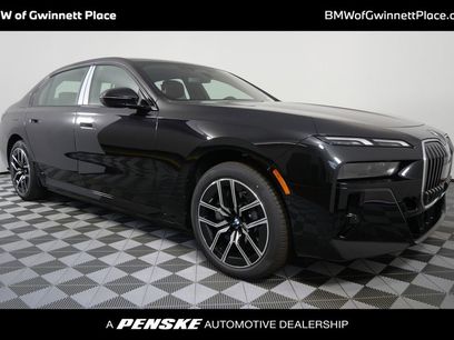 New 2025 BMW 750e xDrive