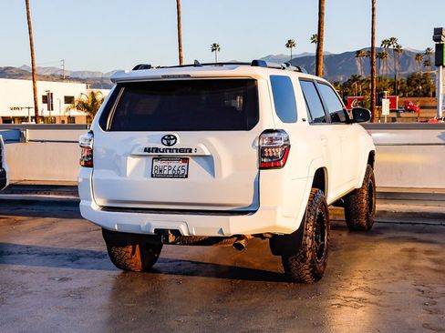 Used 2021 Toyota 4Runner SR5 Premium w/ Moonroof Package image 8