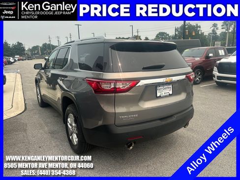Used 2018 Chevrolet Traverse LT FWD image 6